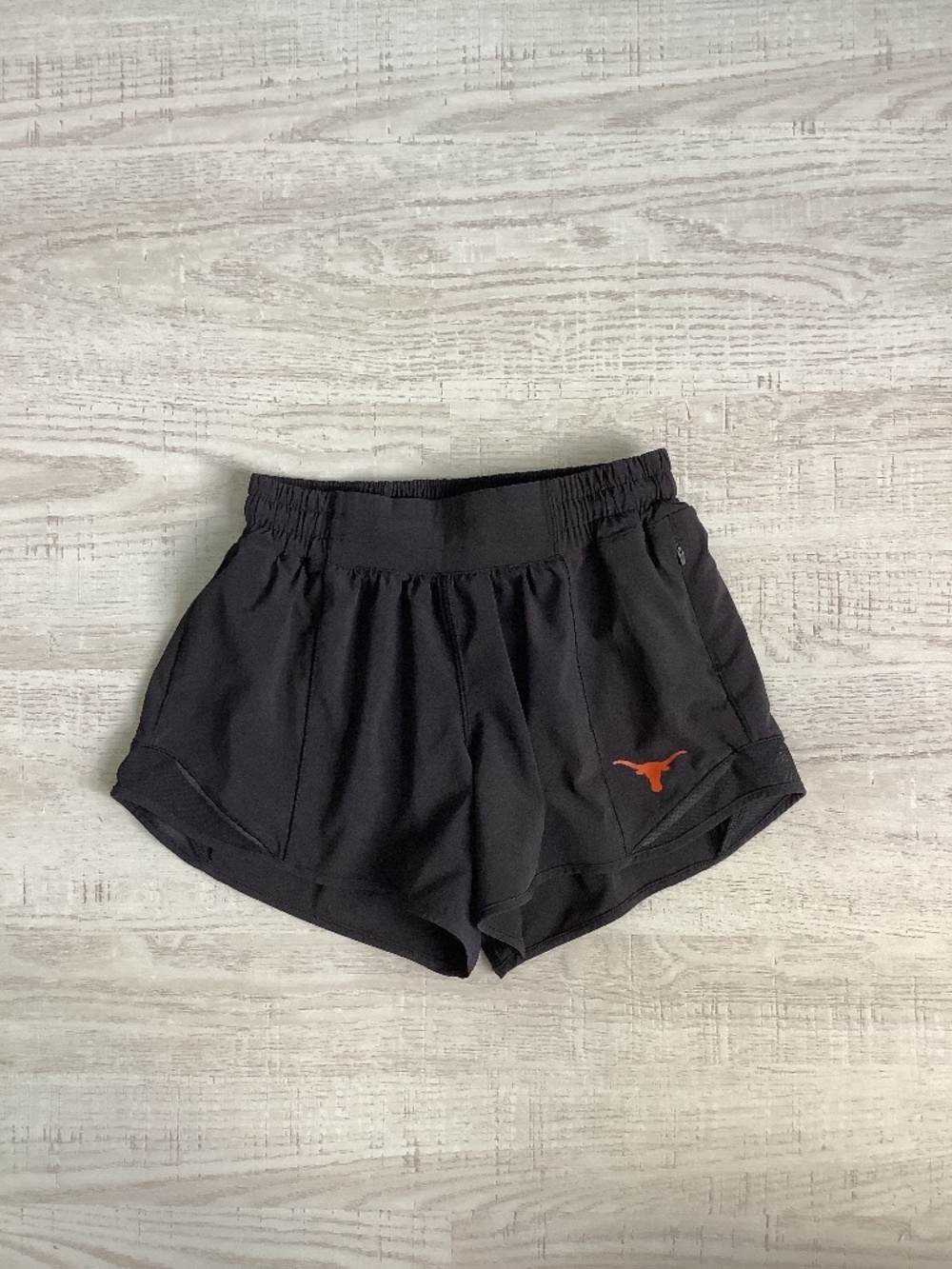 Lululemon Low Rise University of Texas Hotty Hot Shorts, 4